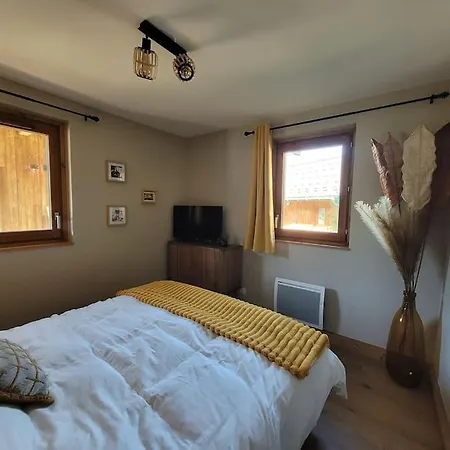 샬레 Chalet La Trafolle